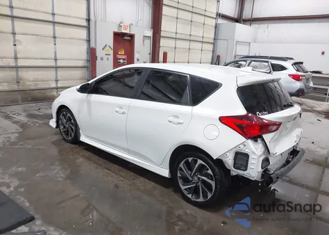 2018 Toyota Corolla Im from USA, damaged, VIN JTNKARJE5JJ564965